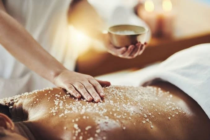 Visit Glow and Grace Spa in Islamabad F10 - Full Body Massage