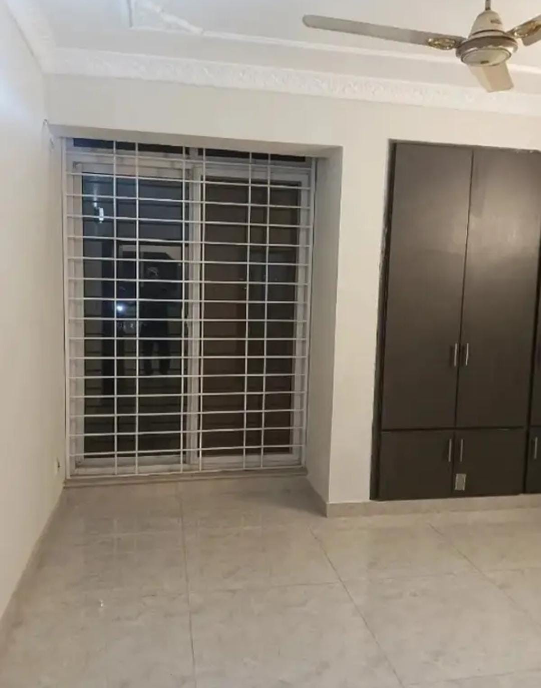 PHA D- Type fully Renovated-appartment for sale in islamabad