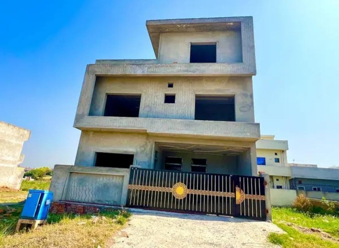 8 Marla Grey Structure House For Sale f-17 islamabad-house for sale in islamabad