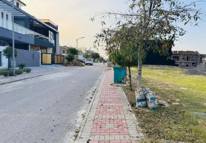 A Block 10 Marla Plot For sale-plot for sale in islamabad