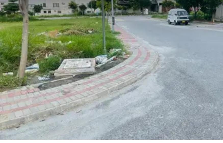 10 marla PLOT fOR SALE-Plot for sale in islamabad