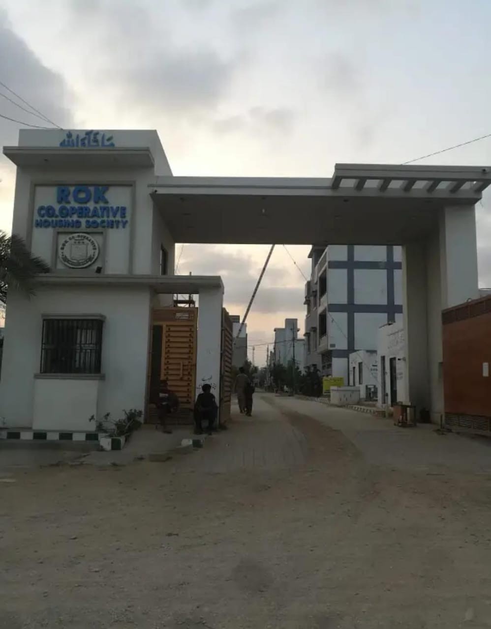 120 square yard prime location plot-plot for sale in karachi