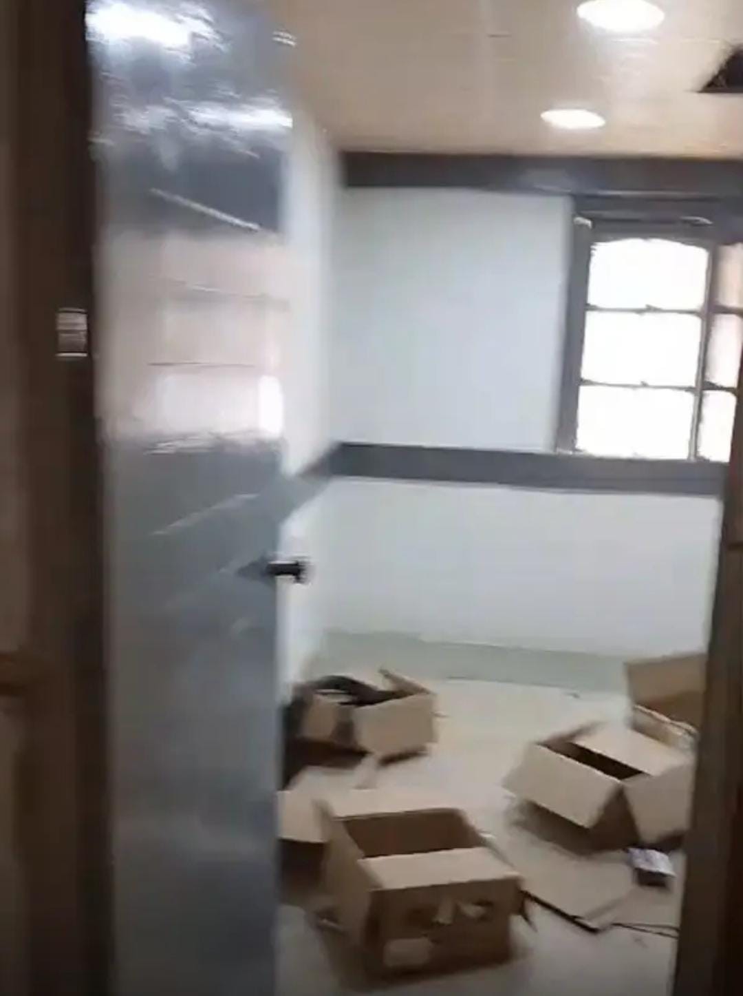 Office Available for sale-Office for sale in Karachi