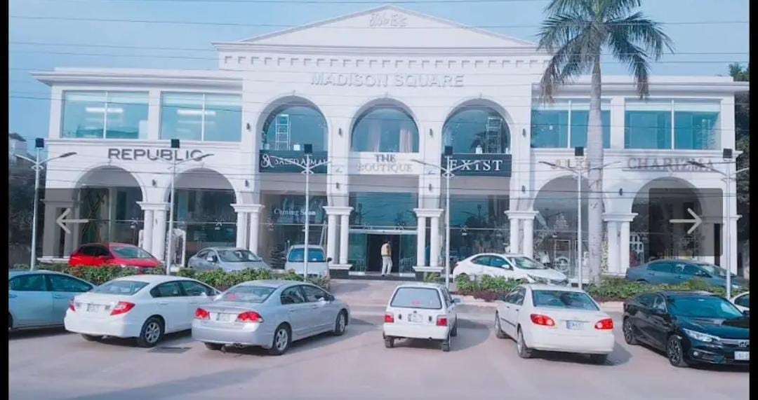 Shop Available for sale-shop for sale in Lahore